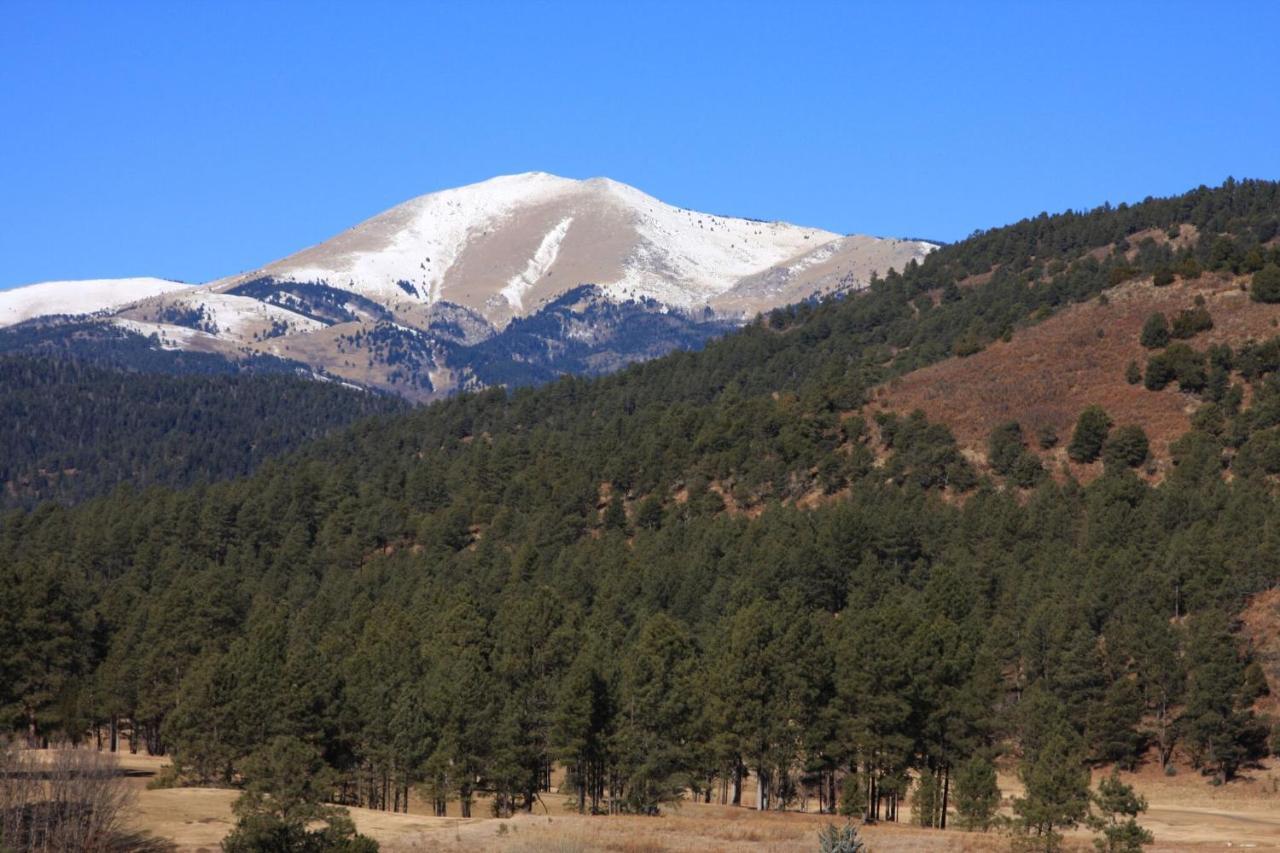 Apache Village Cabinette 11, Queen Bed, Midtown, Sleeps 2 Ruidoso Exterior photo